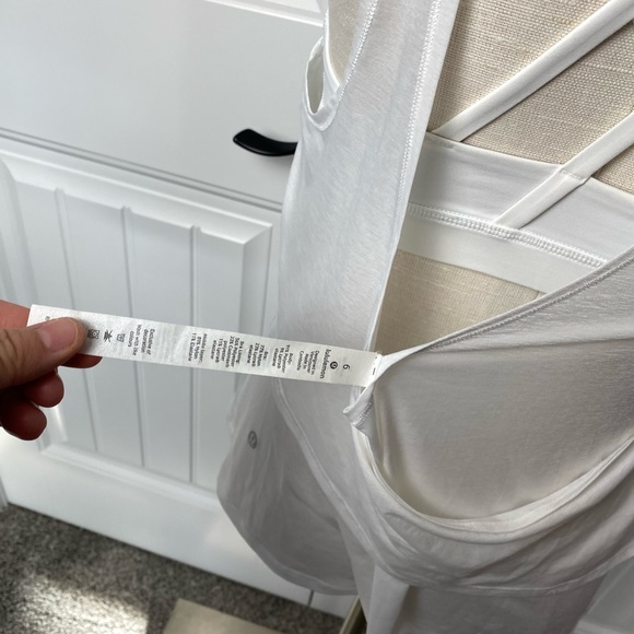 🍁50% Off Sale 🍁 Lululemon Reenergized 2-in-1 Tank - Picture 11 of 12